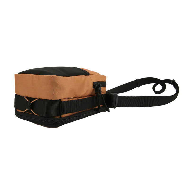 Woolly Wolf Hydration Shoulder Bag Wood Brown